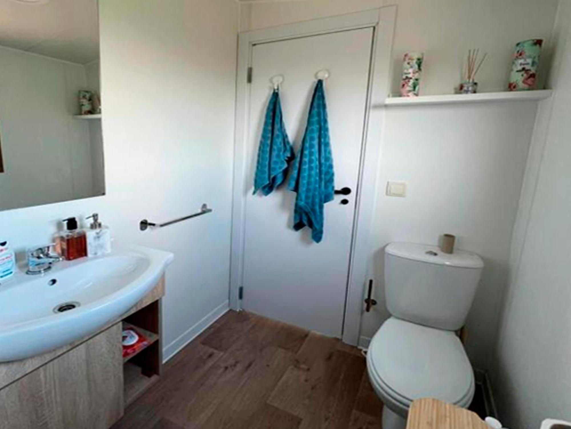 Apartamentos Via Street 3000 Hinojedo Exteriör bild